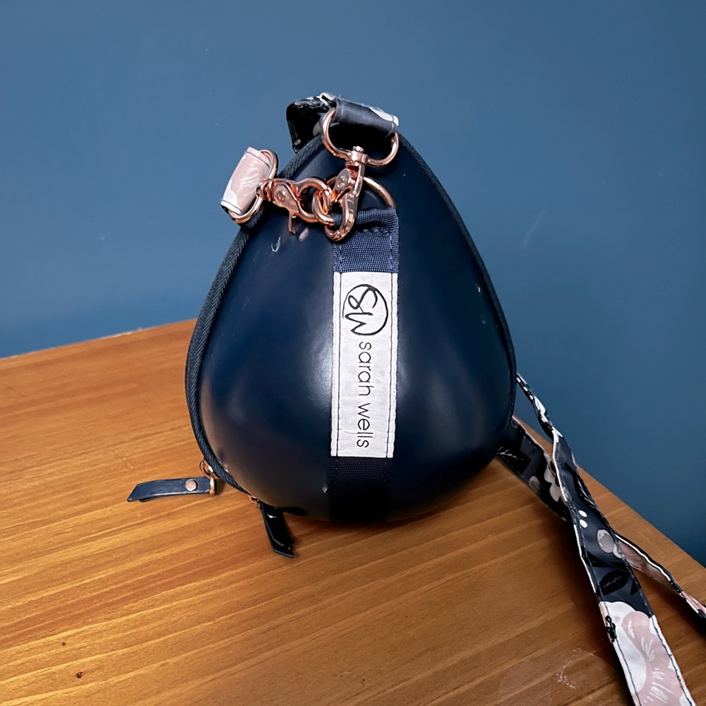 Sarah Wells Milkwear Pump Case Floral